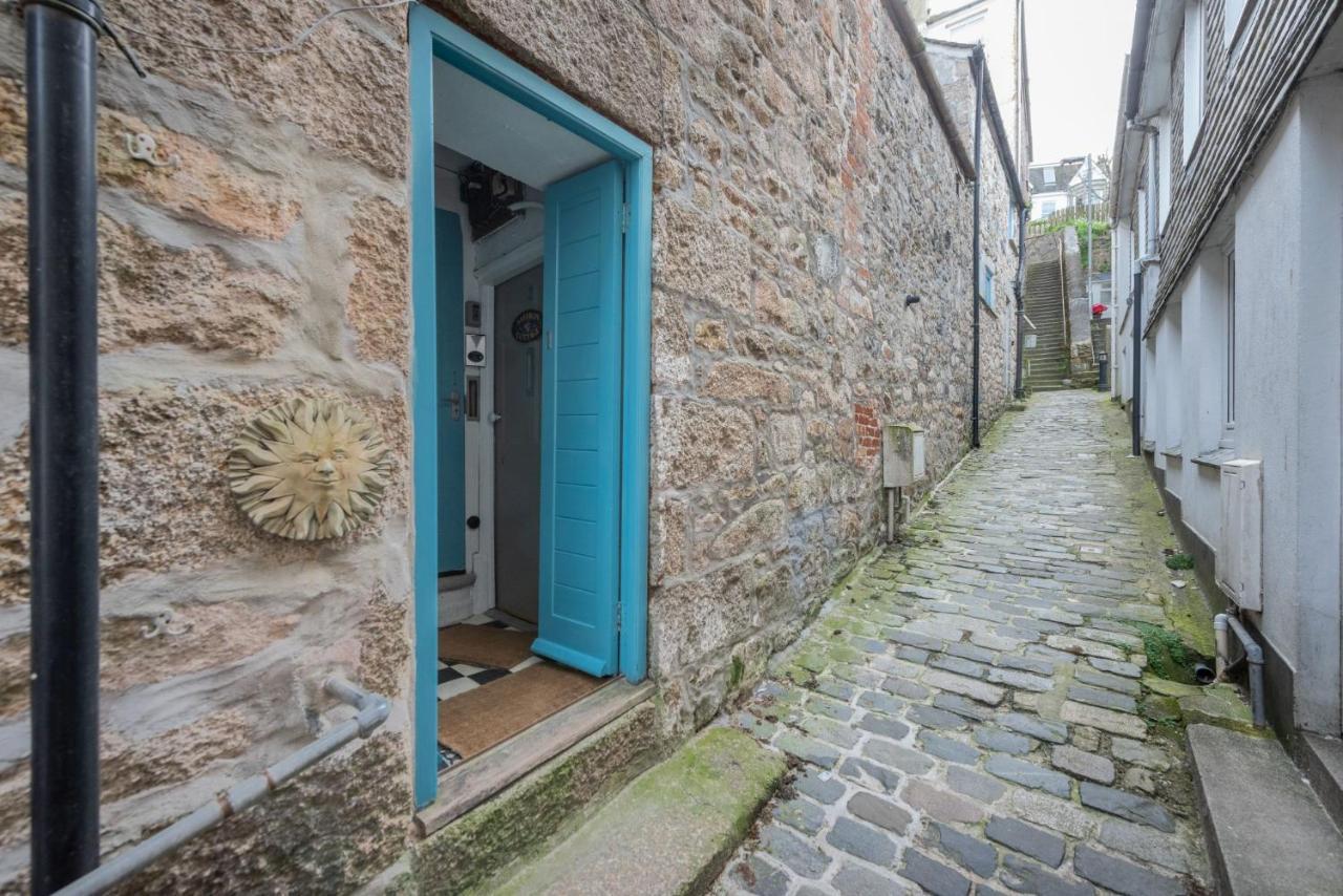 Saffron Cottage, St Ives エクステリア 写真